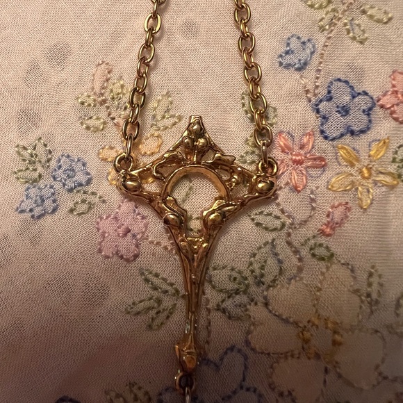 Gold Flower Oval Locket Necklace - Picture 2 of 6